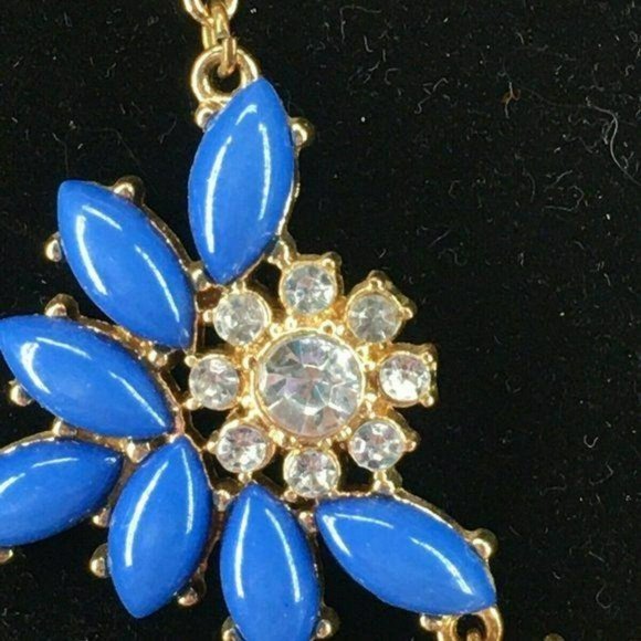 Cascading Costume Necklace statement‎ piece - Picture 5 of 8